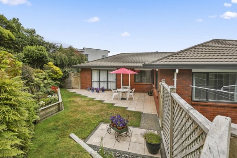 Photo of property in 10 Kororako Grove, Whalers Gate, New Plymouth, 4310