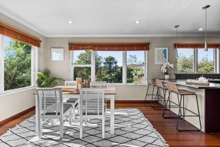 Photo of property in 6 George Place, Havelock North, 4130