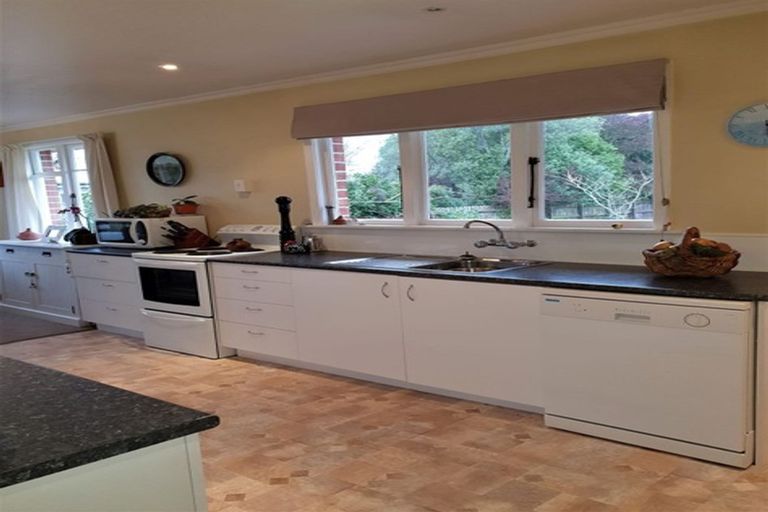 Photo of property in 9 Point Bush Road, Waimate, 7924