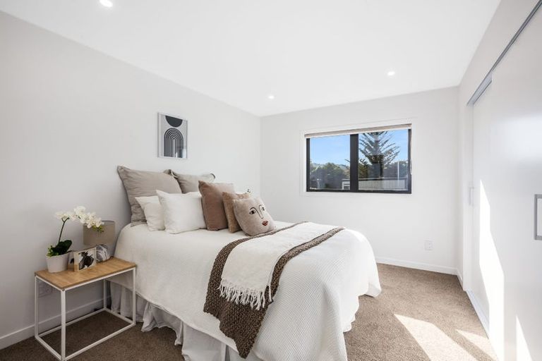 Photo of property in 12b Leighton Avenue, Waiwhetu, Lower Hutt, 5010