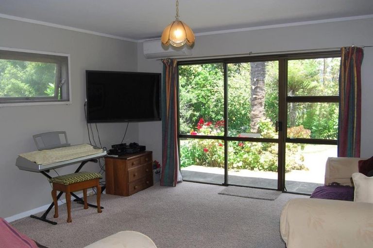 Photo of property in 2727 State Highway 1, Ruakaka, Whangarei, 0171