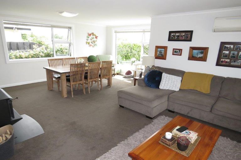 Photo of property in 23 Pine Crescent, Hargest, Invercargill, 9810