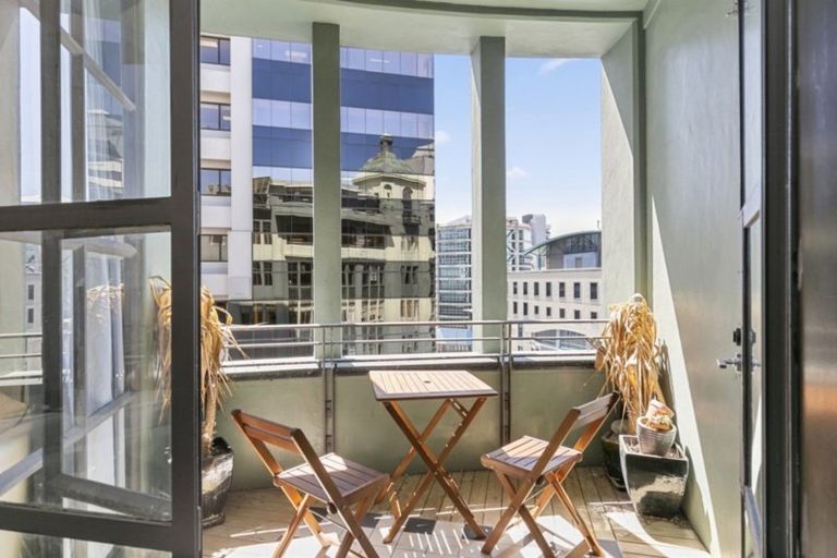 Photo of property in Dominion Apartments, 11/80 Victoria Street, Wellington Central, Wellington, 6011