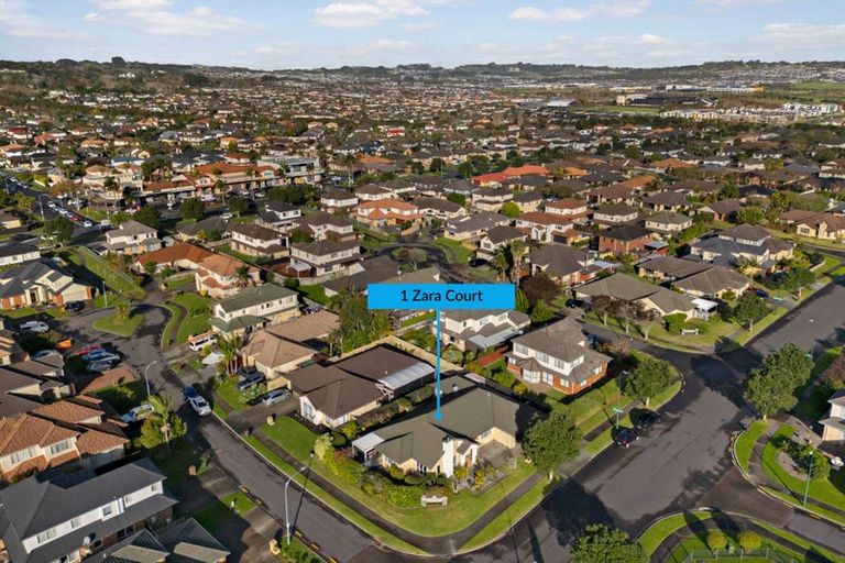 Photo of property in 1 Zara Court, Flat Bush, Auckland, 2016