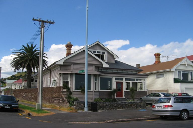 Photo of property in 20 Queens Parade, Devonport, Auckland, 0624