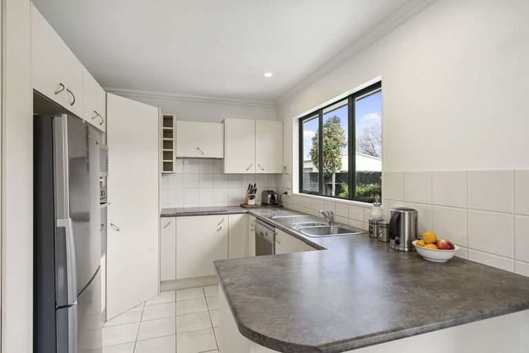 Photo of property in 36 Mary Huse Grove, Manor Park, Lower Hutt, 5019