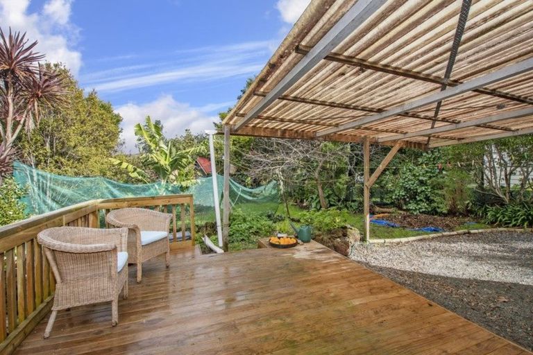 Photo of property in 260 Portland Road, Portland, Whangarei, 0178