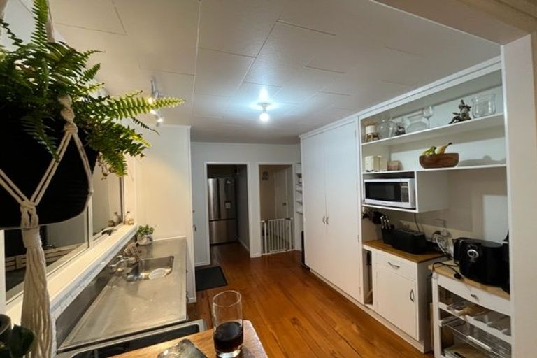 Photo of property in 1/42 Kia Ora Road, Beach Haven, Auckland, 0626