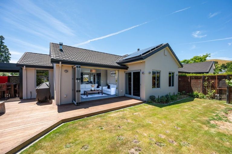 Photo of property in 6 Ryeland Avenue, Wakefield, 7025