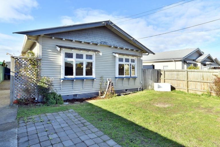 Photo of property in 64 Smith Street, Woolston, Christchurch, 8062