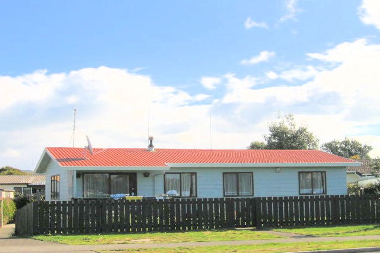 Photo of property in 22 Topaz Drive, Papamoa Beach, Papamoa, 3118