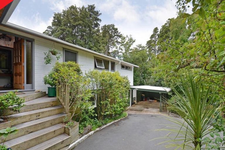 Photo of property in 35 Chatsworth Road, Silverstream, Upper Hutt, 5019