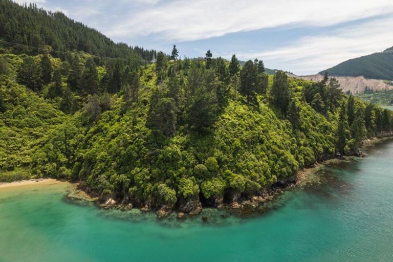 Photo of property in Tumbledown Bay, Port Underwood, Picton, 7281