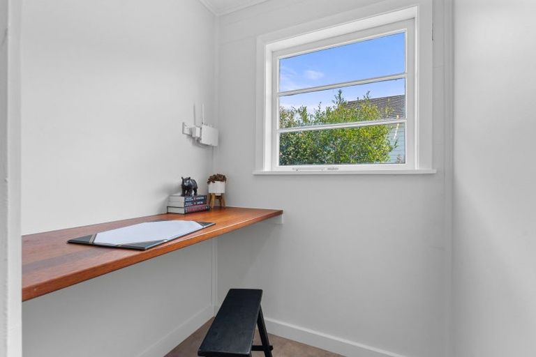 Photo of property in 15 Tararua Street, Masterton, 5810