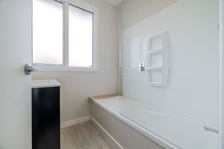 Photo of property in 160 College Street, Awapuni, Palmerston North, 4412