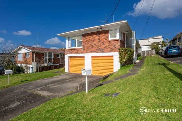Photo of property in 1/18 Anne Road, Hillcrest, Auckland, 0627