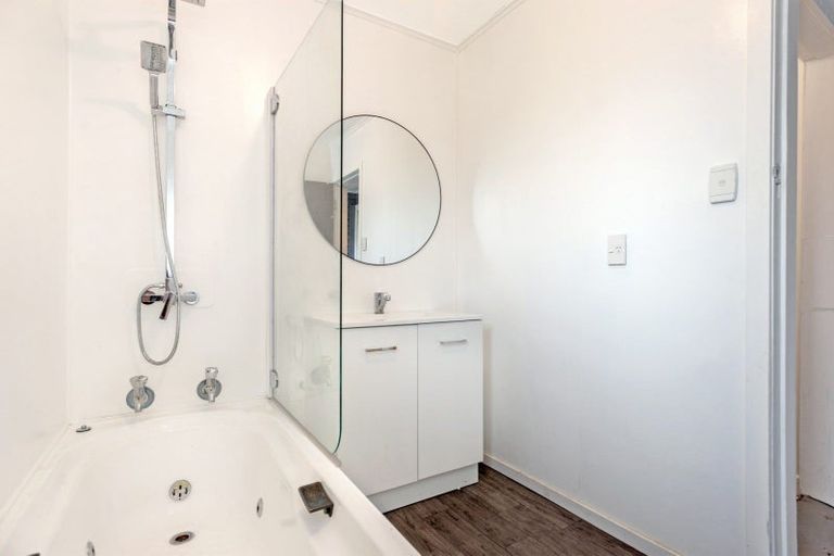 Photo of property in 4934 Waiapu Road, Te Puia Springs, Tokomaru Bay, 4079