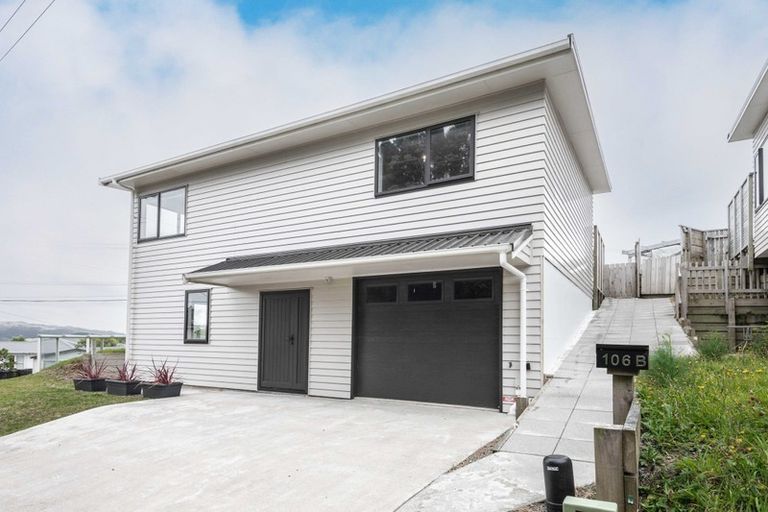 Photo of property in 106b Glanmire Road, Newlands, Wellington, 6037