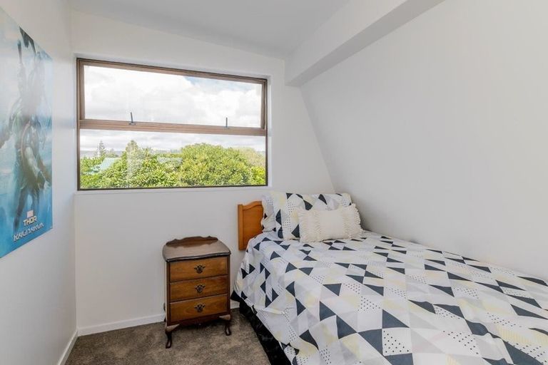 Photo of property in 6b Whitmore Grove, Waikanae Beach, Waikanae, 5036