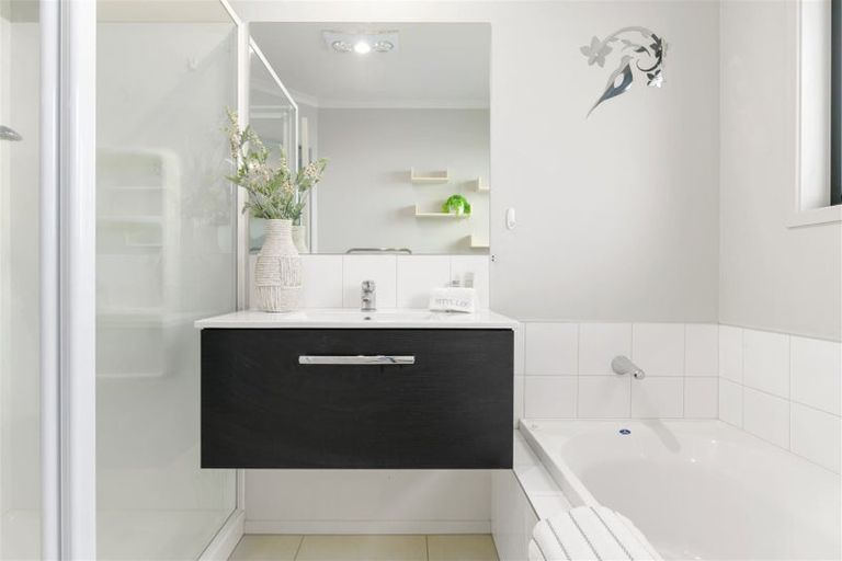 Photo of property in 3 Northbrook Glen, Flagstaff, Hamilton, 3210