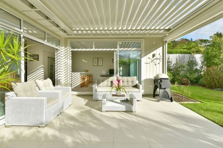 Photo of property in 65 Panorama Heights, Orewa, 0931