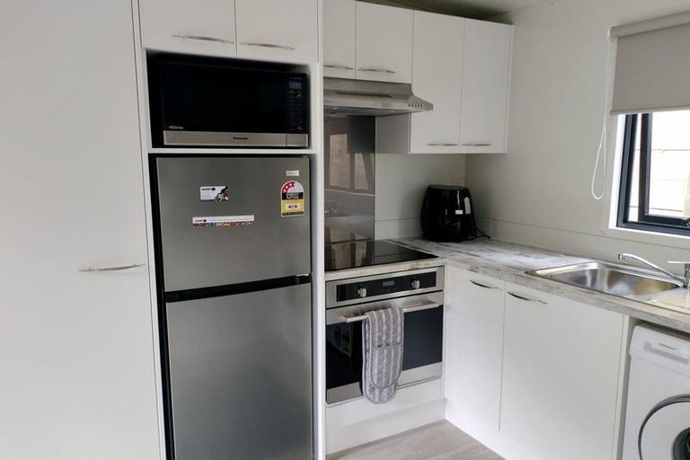 Photo of property in 26 Mackinnon Terrace, Sunshine Bay, Queenstown, 9300