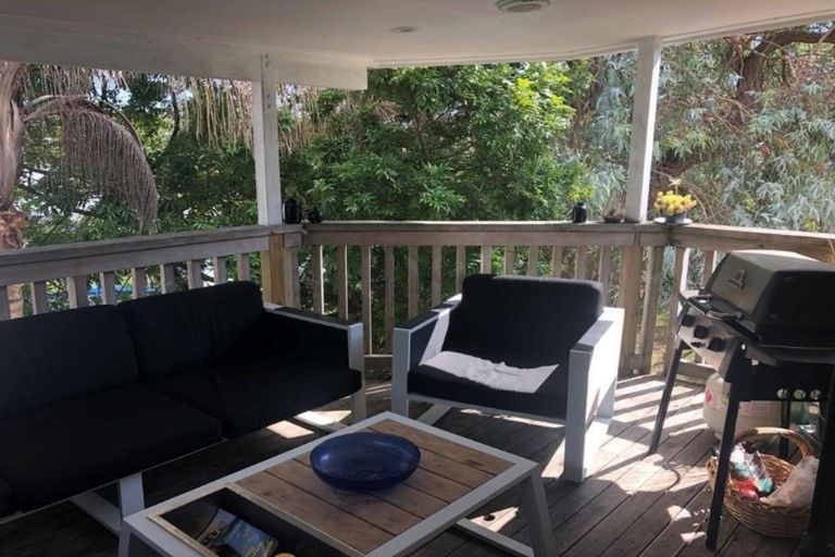 Photo of property in 1233 Papamoa Beach Road, Papamoa Beach, Papamoa, 3118