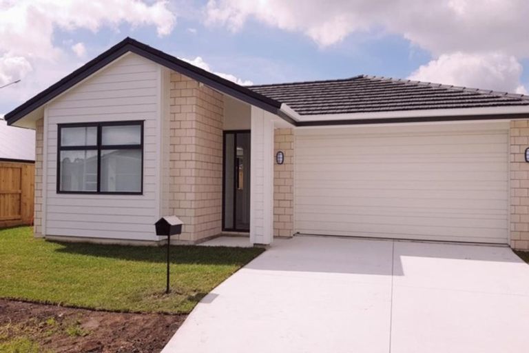 Photo of property in 25 Awataha Crescent, Pyes Pa, Tauranga, 3110