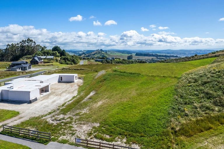 Photo of property in 3 Glendas Way, Acacia Bay, Taupo, 3385