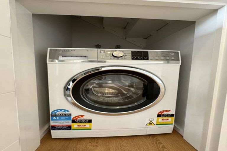 Photo of property in 7/192 Hills Road, Edgeware, Christchurch, 8013