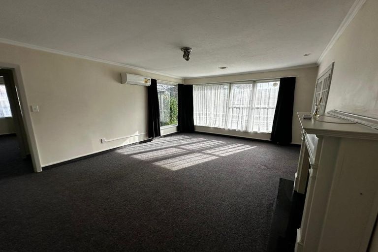 Photo of property in 976 High Street, Avalon, Lower Hutt, 5011