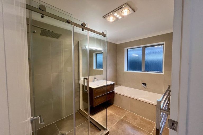 Photo of property in 19 Lake Drive, Tikipunga, Whangarei, 0112