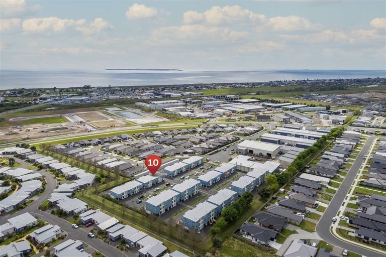 Photo of property in 31 Reynolds Place, Papamoa Beach, Papamoa, 3118