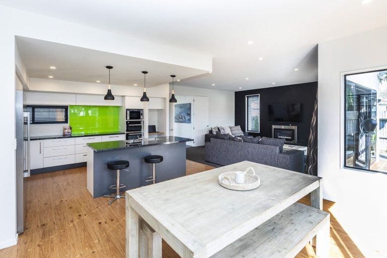 Photo of property in 131a Bower Avenue, New Brighton, Christchurch, 8083