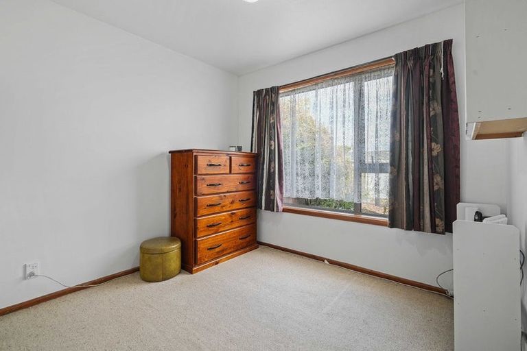 Photo of property in 41 Kathleen Crescent, Hornby, Christchurch, 8042