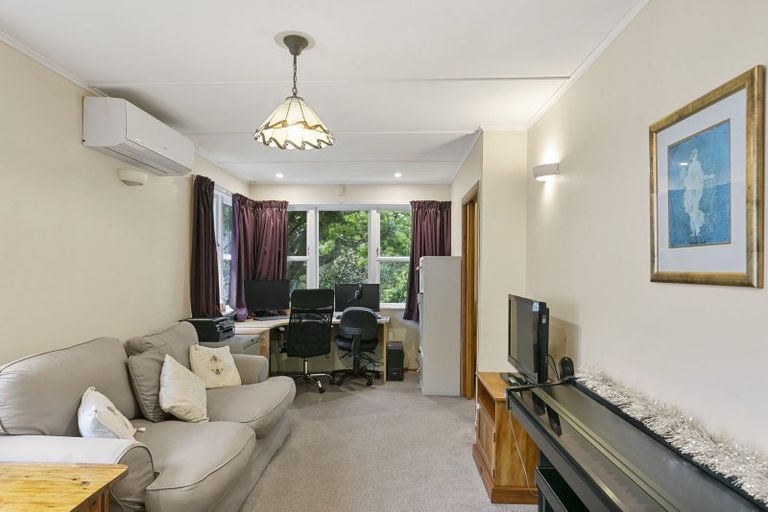 Photo of property in 79 South Karori Road, Karori, Wellington, 6012