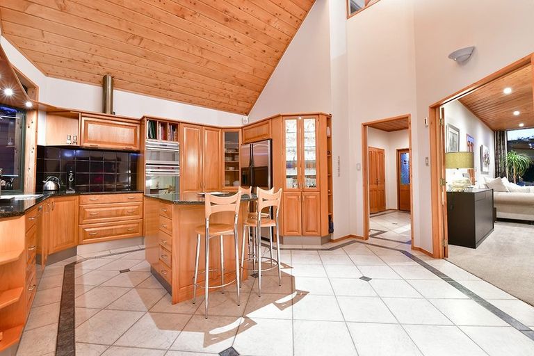 Photo of property in 155 Taupaki Road, Taupaki, Henderson, 0782