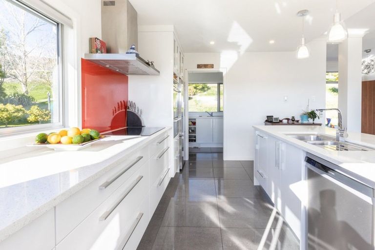 Photo of property in 672 Swamp Road, Puketapu, Napier, 4183