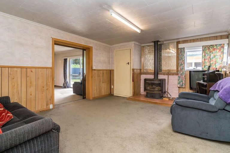 Photo of property in 14 Neill Street, Green Island, Dunedin, 9018