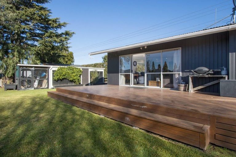 Photo of property in 37 Sutton Road, Te Horo, Otaki, 5582