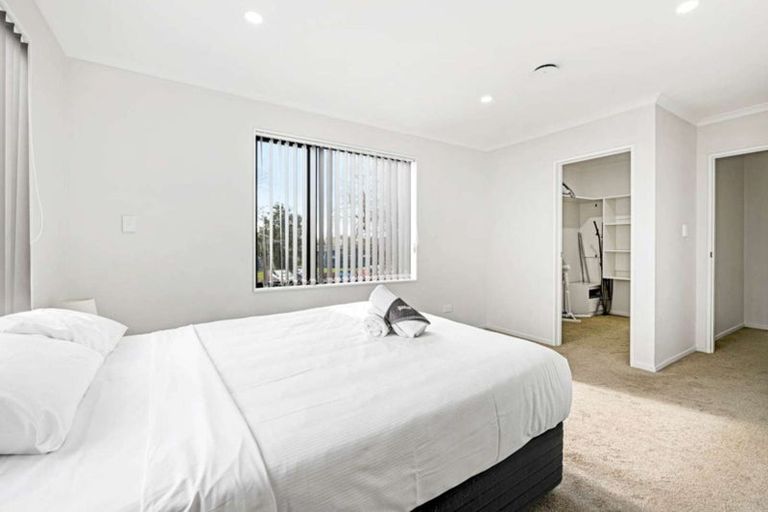 Photo of property in 18c Jupiter Street, Rosehill, Papakura, 2113