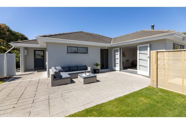 Photo of property in 1/44 Cutts Road, Russley, Christchurch, 8042