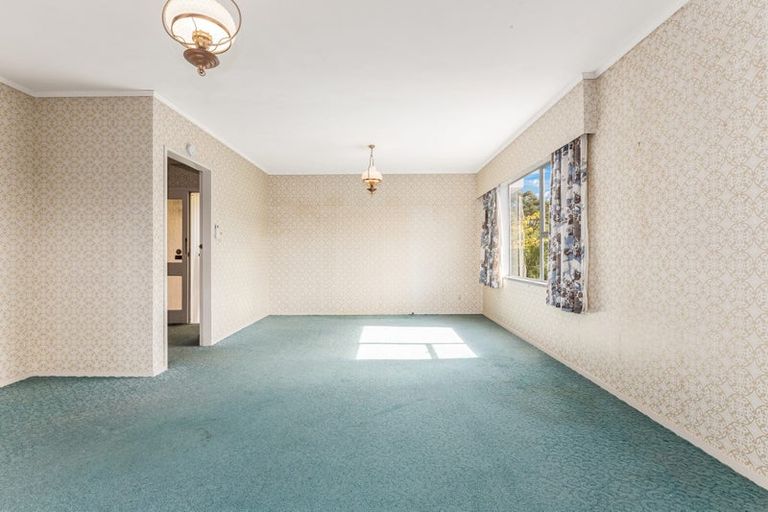 Photo of property in 1 Fathom Lane, Whitby, Porirua, 5024