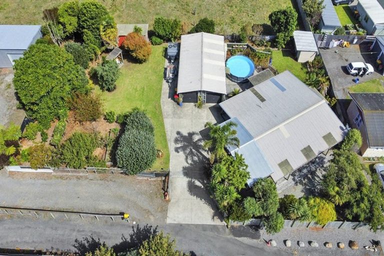 Photo of property in 21 Calgher Avenue, Waitara, 4320