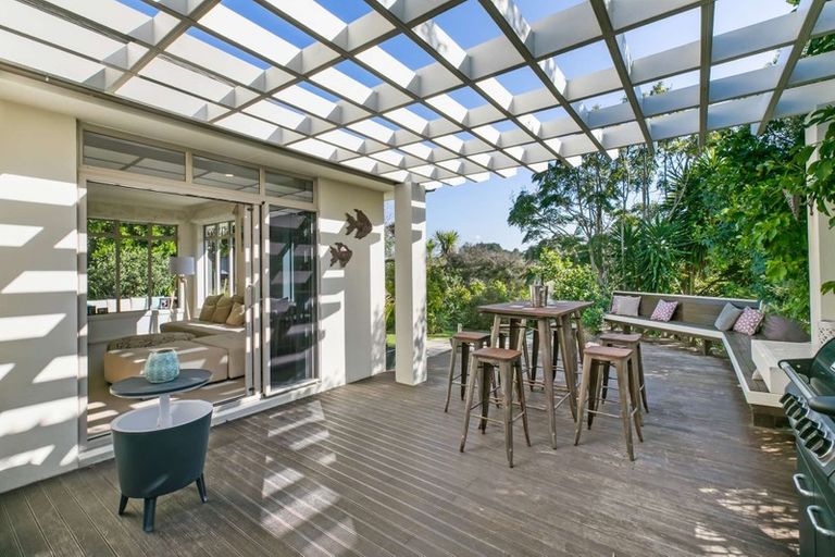 Photo of property in 35 Fingal Way, Gulf Harbour, Whangaparaoa, 0930