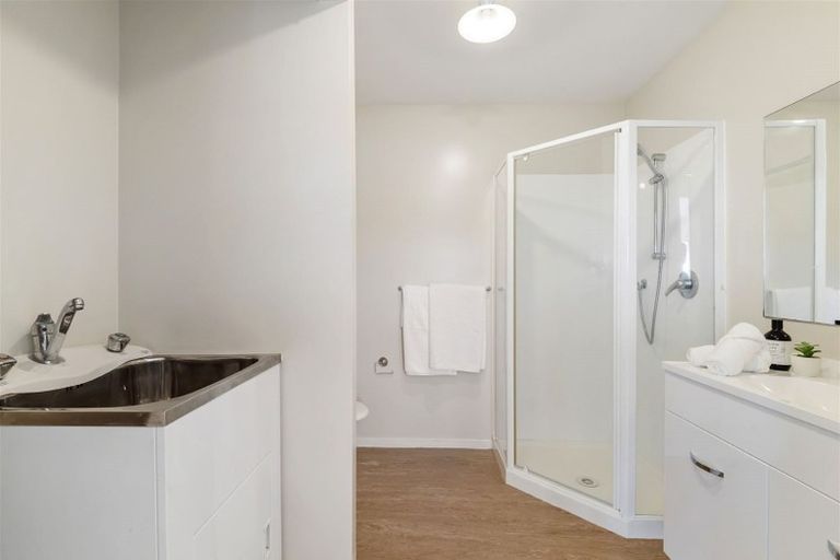Photo of property in 18/242 Great North Road, Henderson, Auckland, 0612
