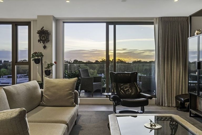 Photo of property in 505/64 Kilmore Street, Christchurch Central, Christchurch, 8013