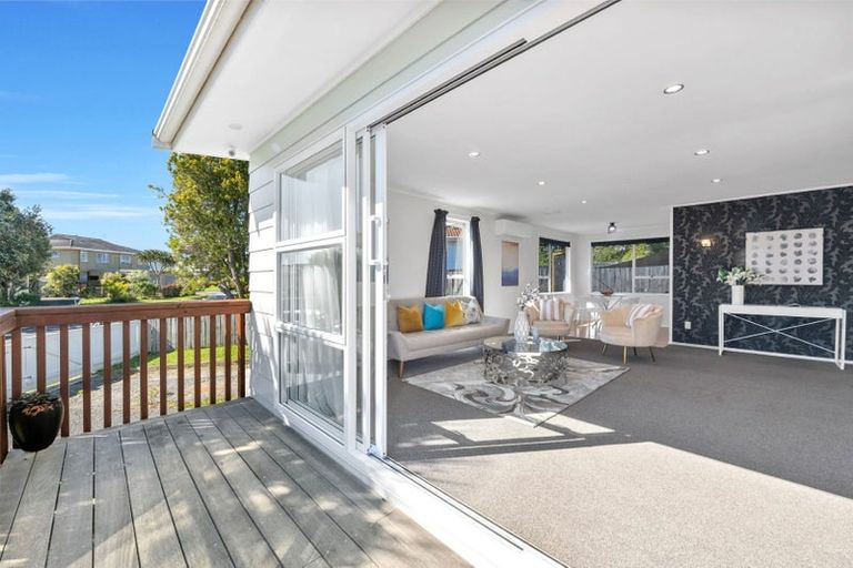 Photo of property in 25 Glynnbrooke Street, Te Atatu South, Auckland, 0610