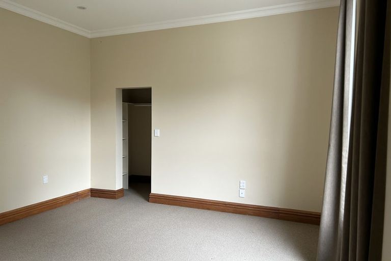 Photo of property in 107 Pirie Street, Mount Victoria, Wellington, 6011