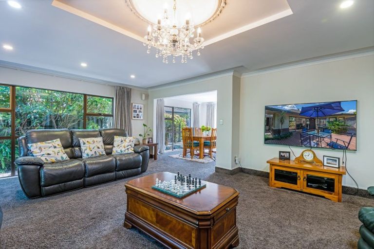 Photo of property in 99 Waterloo Crescent, Hokowhitu, Palmerston North, 4410